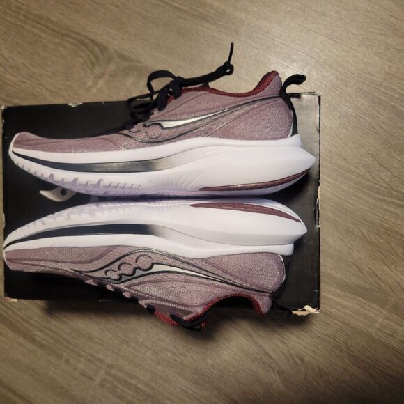 Size 5.5 - Saucony Kinvara 13 Haze/Black Violet Clair PWRrun Sneakers - Picture 3 of 7